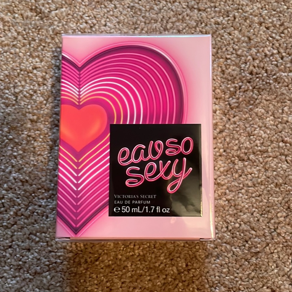 Eau so Sexy Victoria secret perfume